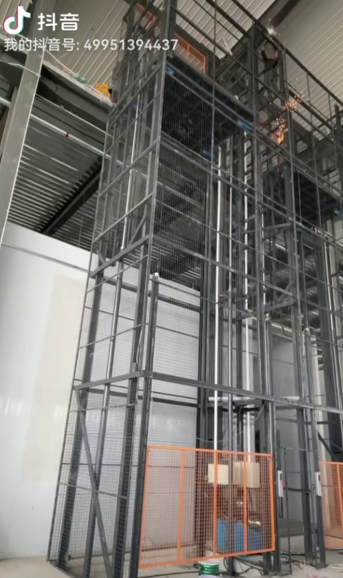 阁楼升降平台启登机械项目案例